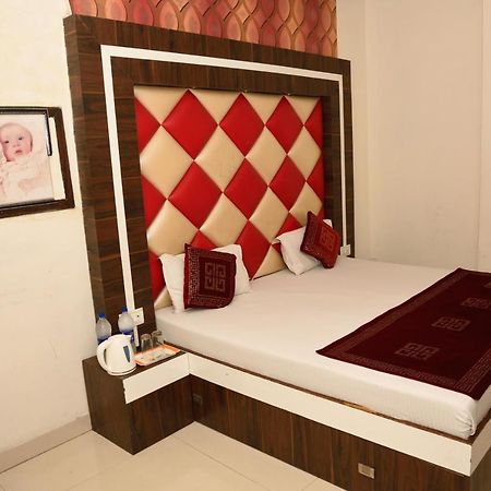 Hotel Robin Inn Amritsar Eksteriør billede