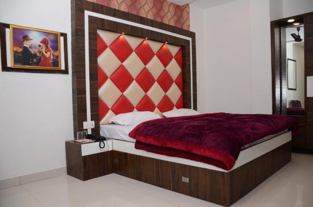 Hotel Robin Inn Amritsar Eksteriør billede