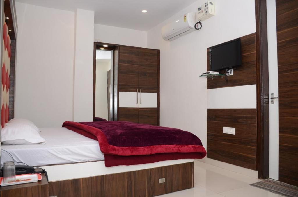 Hotel Robin Inn Amritsar Eksteriør billede