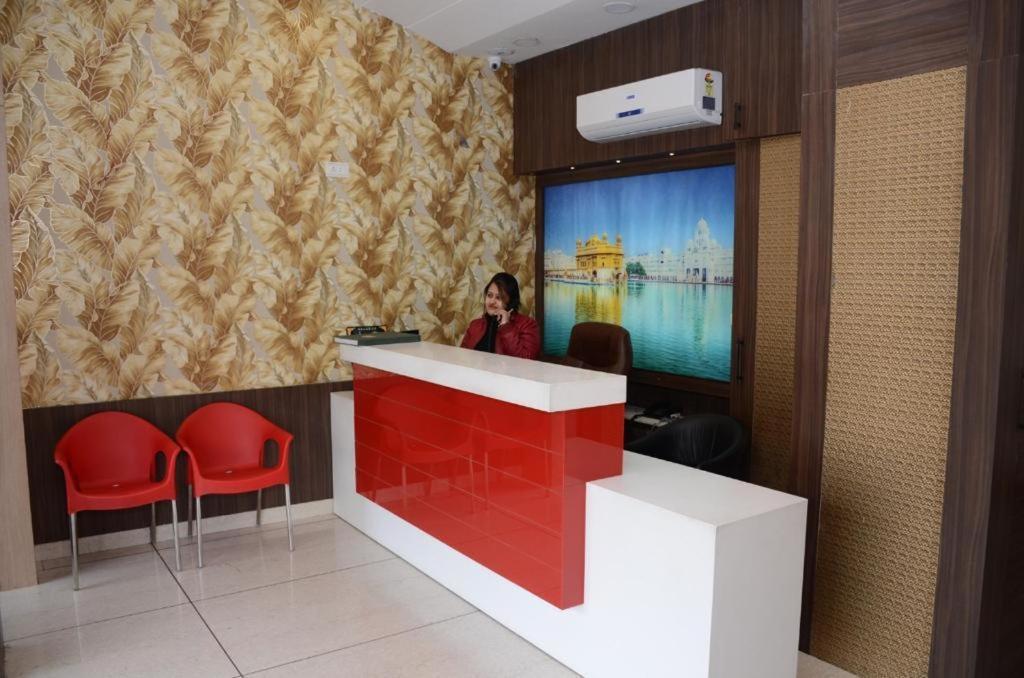 Hotel Robin Inn Amritsar Eksteriør billede