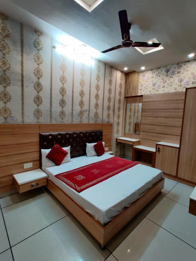 Hotel Robin Inn Amritsar Eksteriør billede