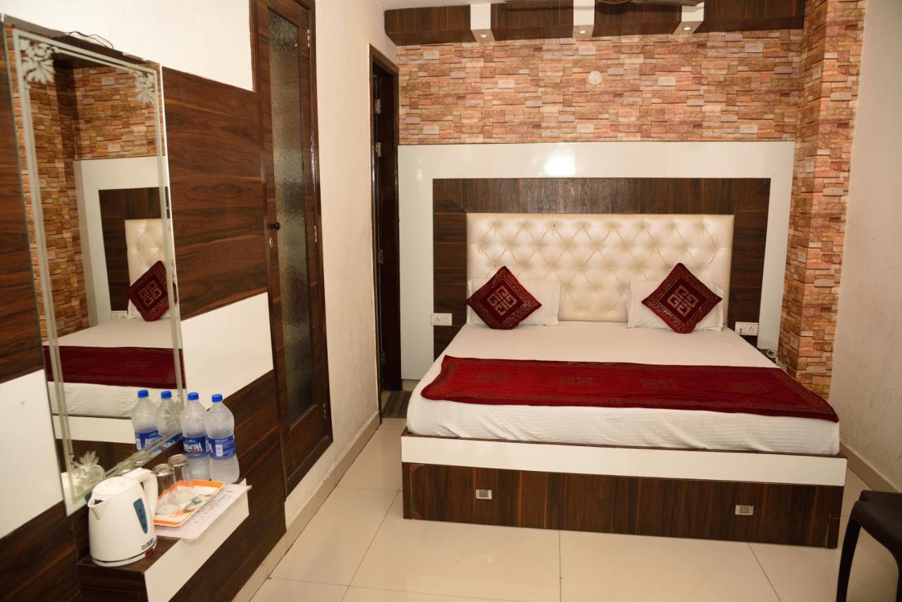 Hotel Robin Inn Amritsar Eksteriør billede